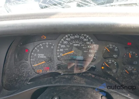 2005 Chevrolet Silverado 1500 Z71 from USA, damaged, VIN 1GCEK14T65E206539